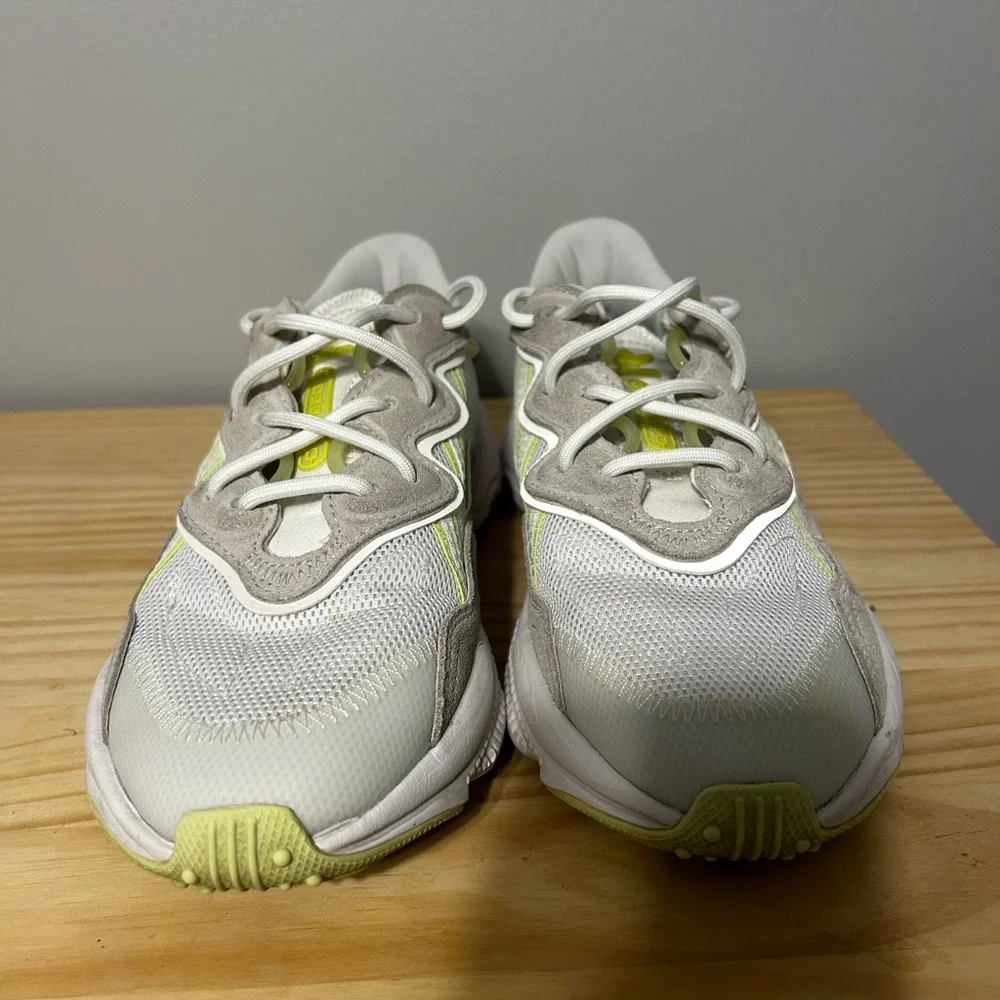 Adidas - Picture 3 of 4